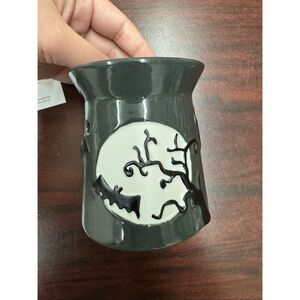 Brand New Scentsy Fright Night Plug-In Wax Warmer- Halloween